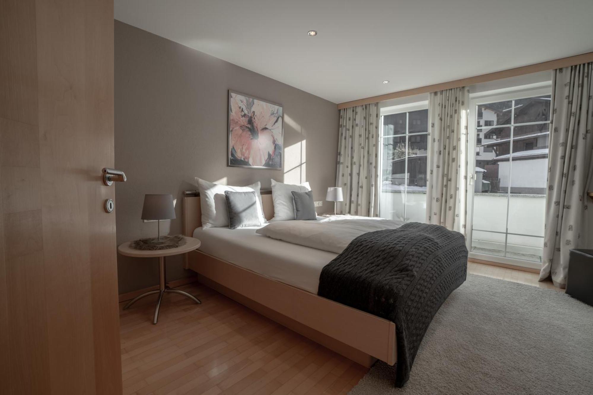 Bed and Breakfast Petit Madlein Ischgl Exterior foto